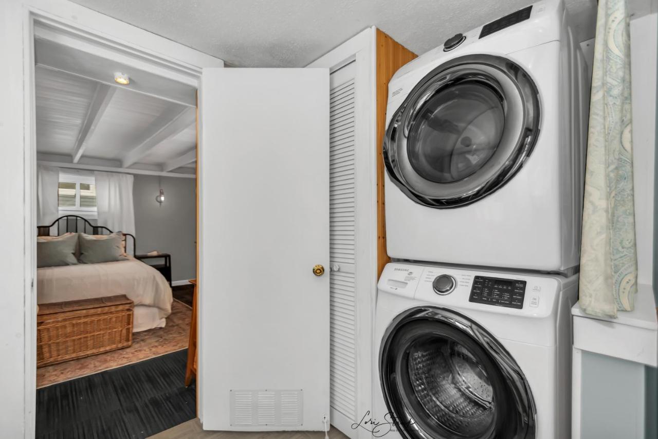 Beachglass Cottage - Family Friendly Kids And Pets Grand Beach Екстер'єр фото