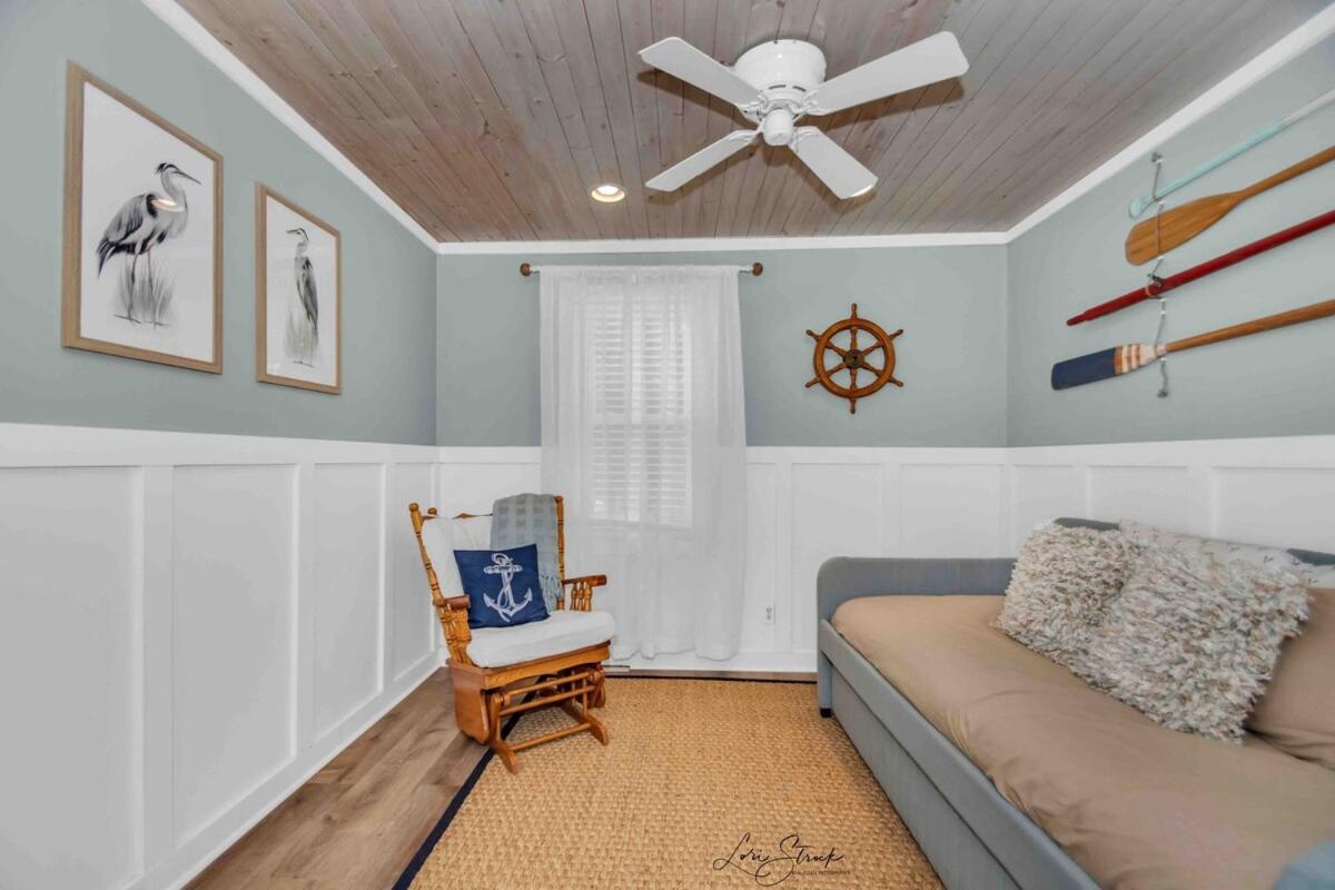 Beachglass Cottage - Family Friendly Kids And Pets Grand Beach Екстер'єр фото
