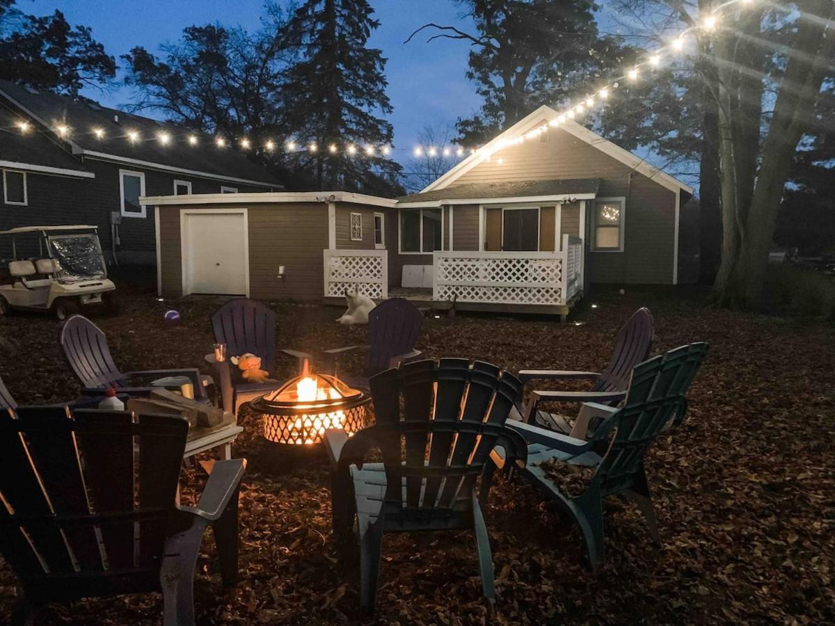 Beachglass Cottage - Family Friendly Kids And Pets Grand Beach Екстер'єр фото